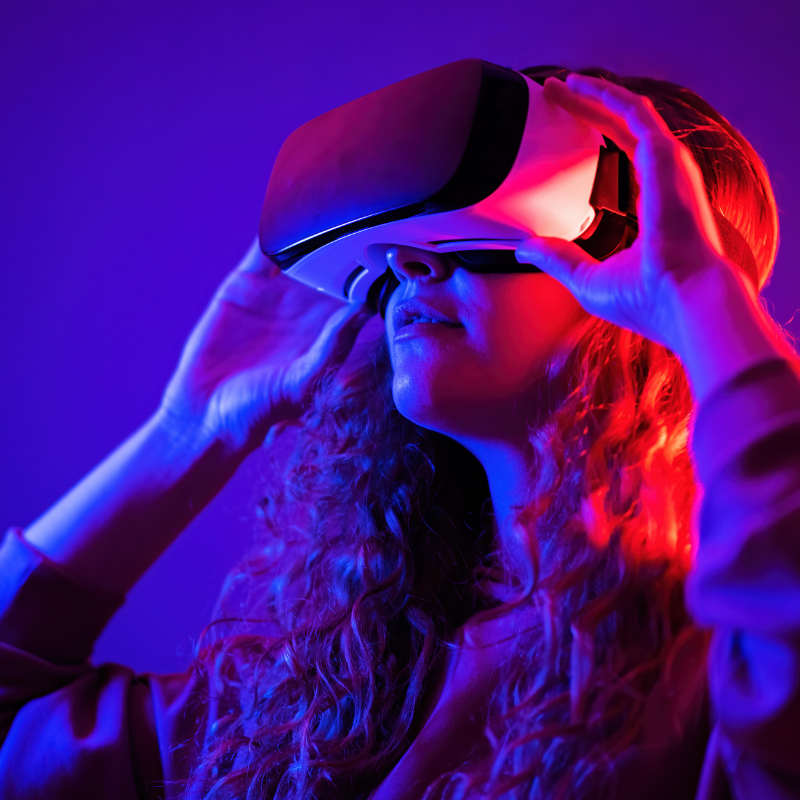 Top Digital Strategy Tips for VR Vendors and Blending VR into Your Marketing